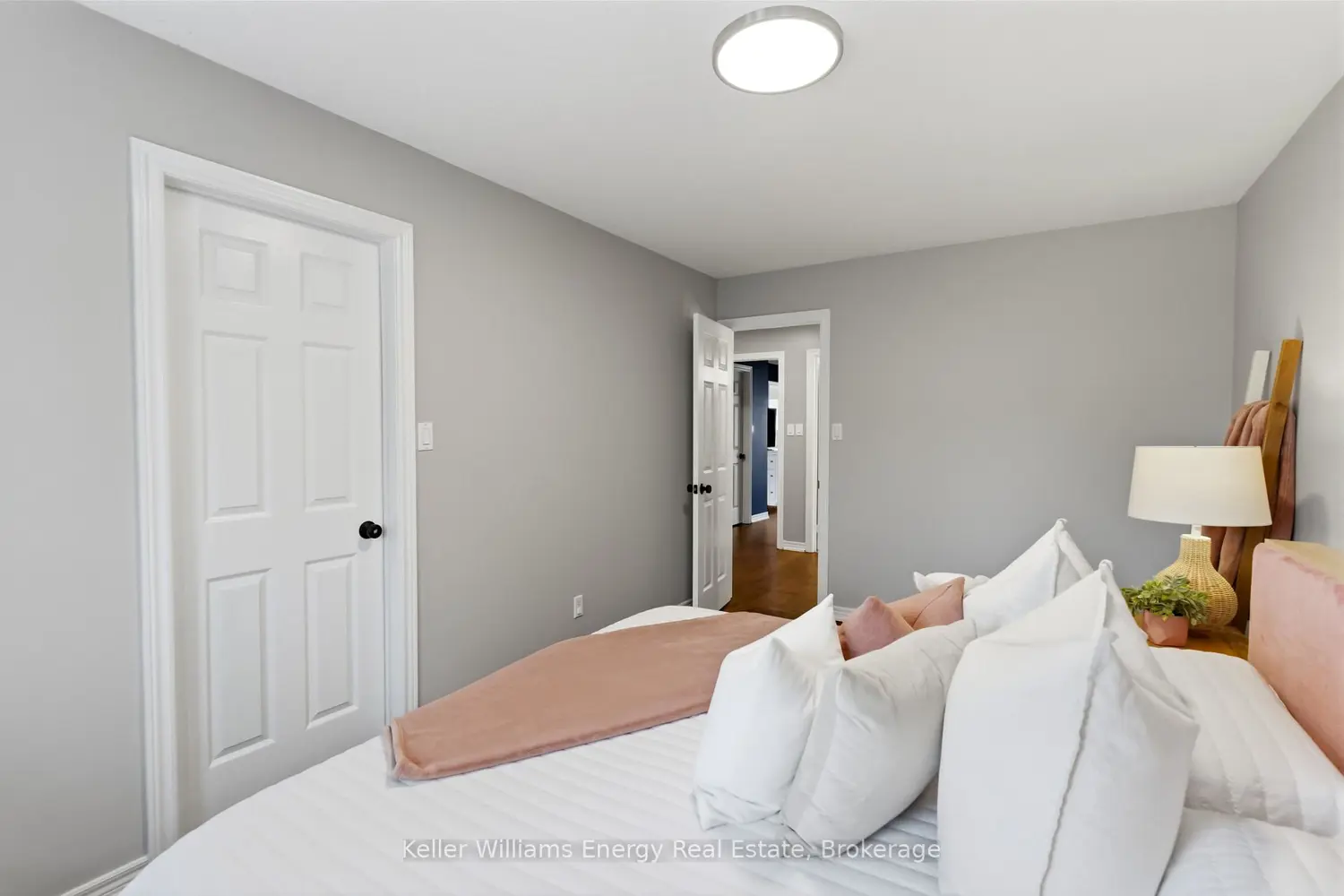 Additional image 9 of 726 Craighurst Court