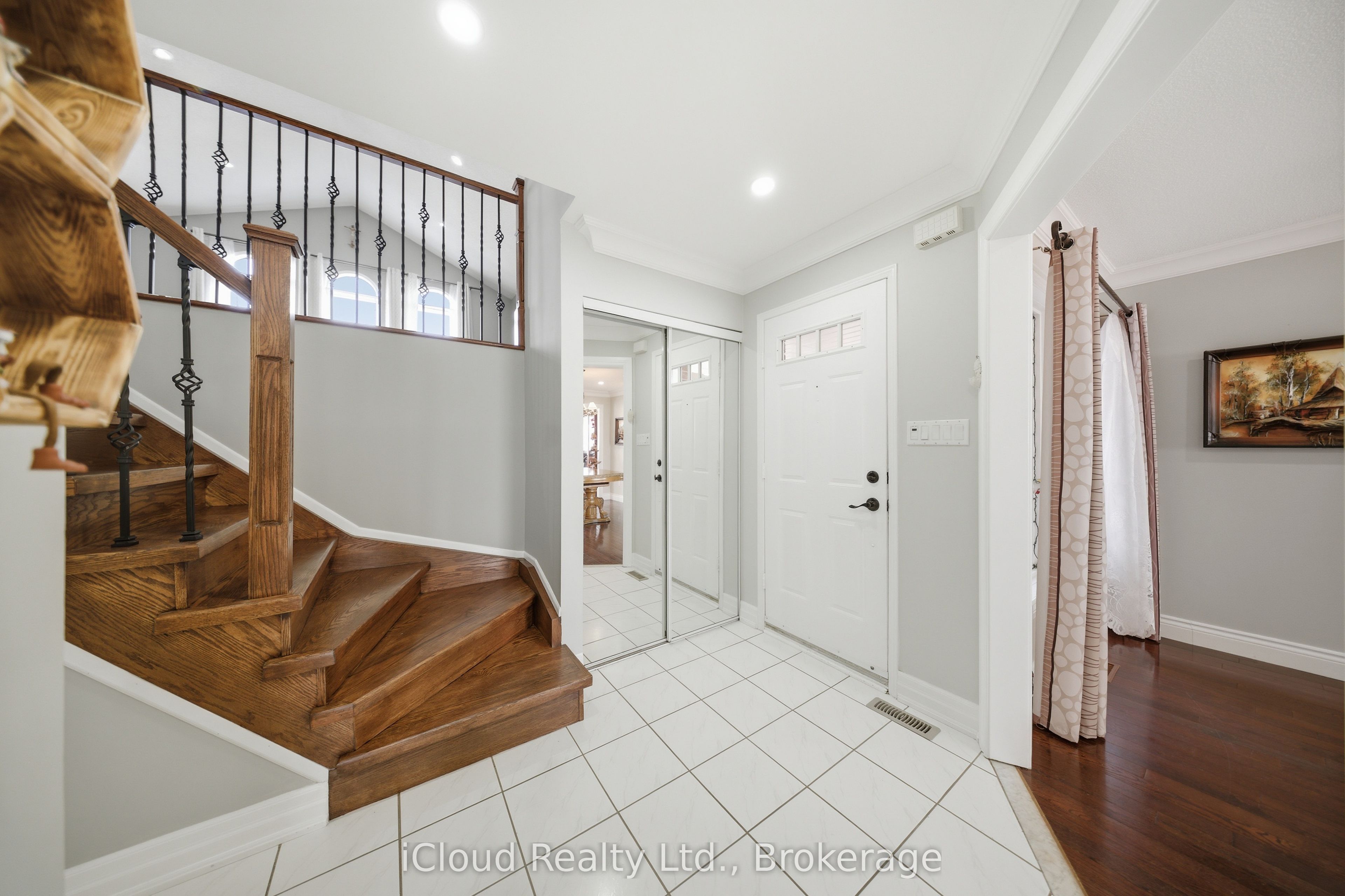 Additional image 5 of 7389 Sandhurst Drive, Mississauga, ON, L5N 7G6