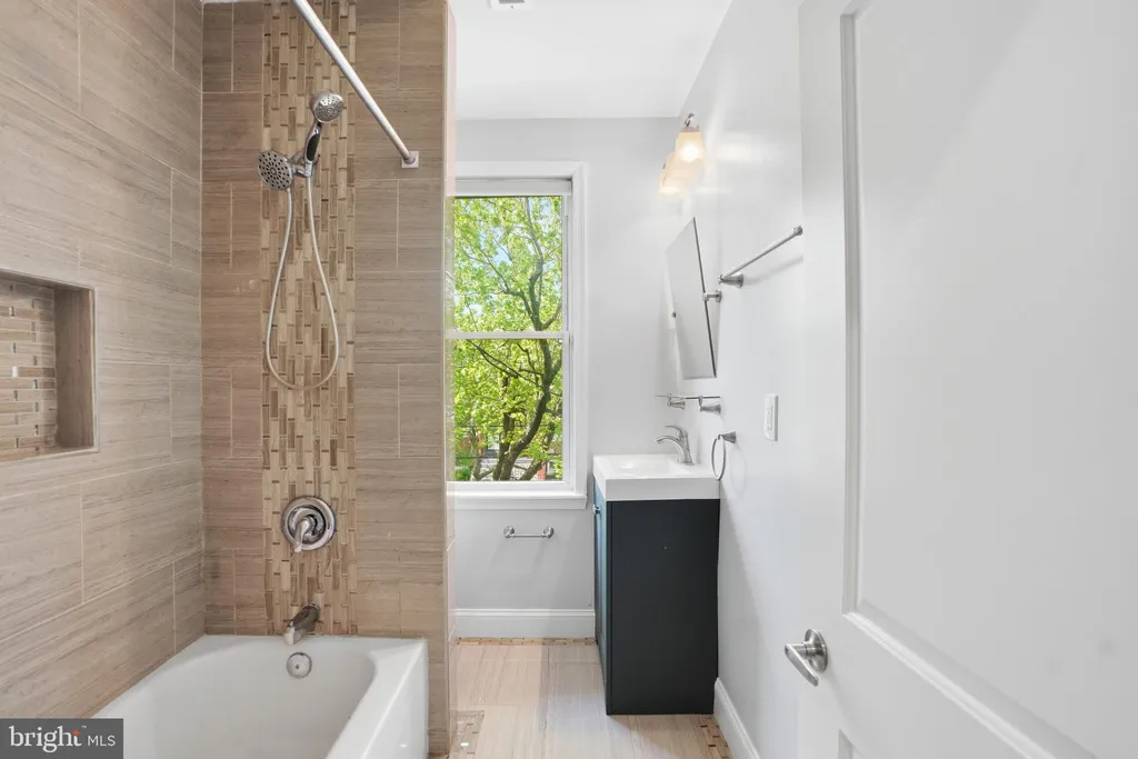 Additional image 13 of 1118 Chicago Street SE, Washington, DC 20020