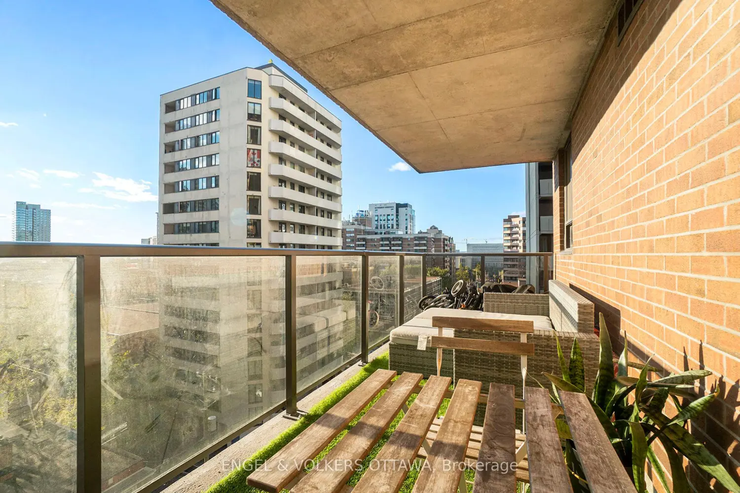 Additional image 19 of 475 Laurier Avenue 907