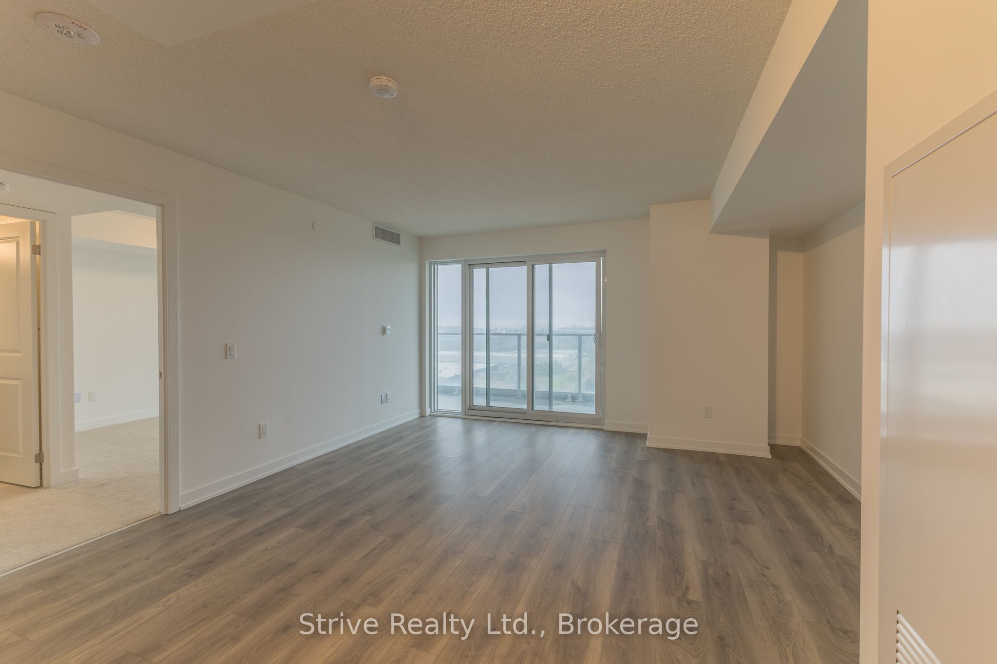Additional image 3 of 1908-1010 Sandy Beach Road, Pickering, ON, L1W 0C7