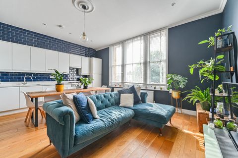 East Dulwich Road, Dulwich, London SE22