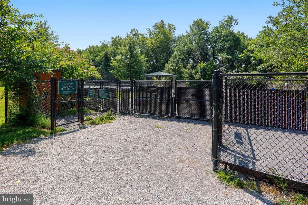 Additional image 84 of 3621 39th Street NW Unit E323, Washington, DC 20016