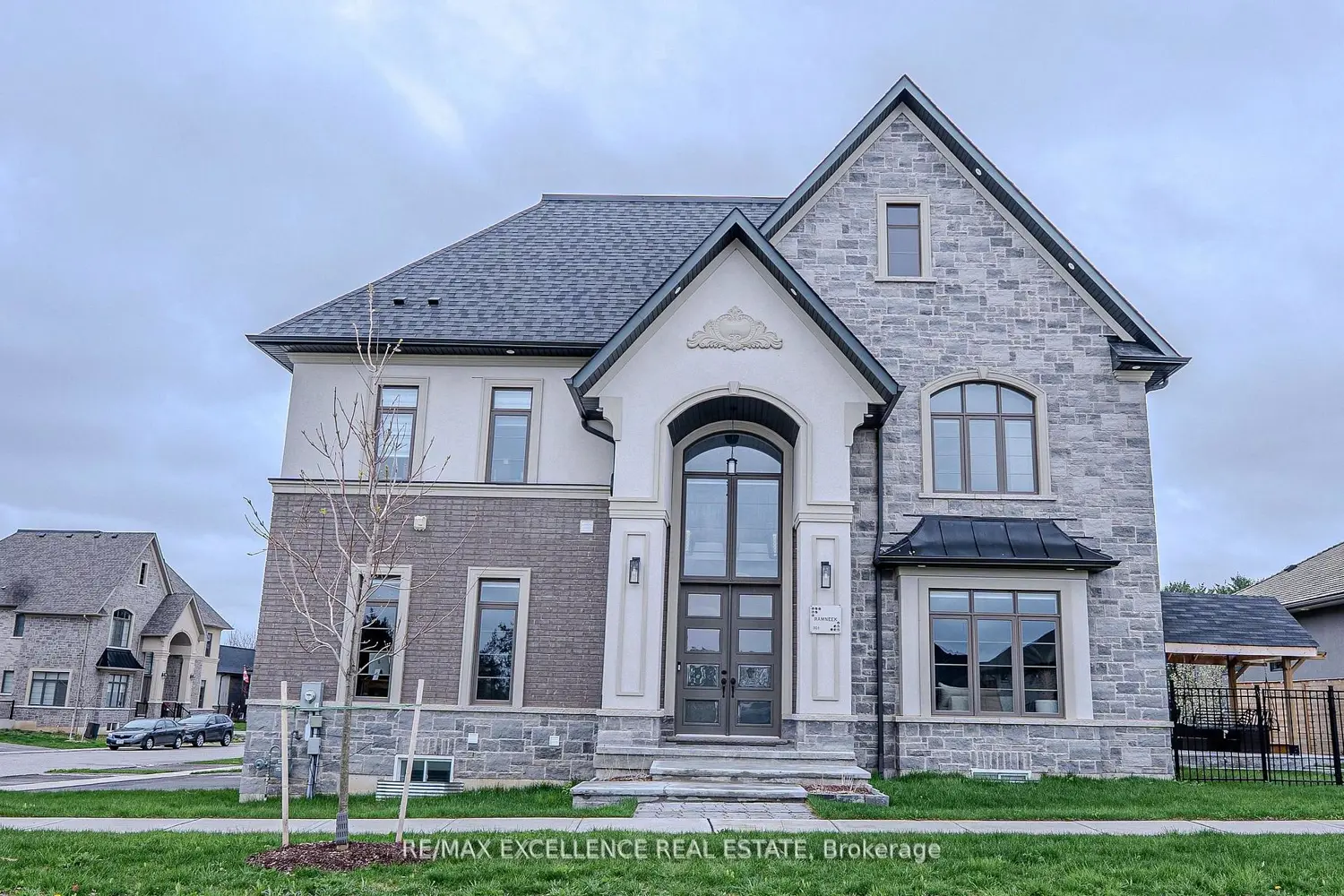Additional image 2 of 301 Somme Street