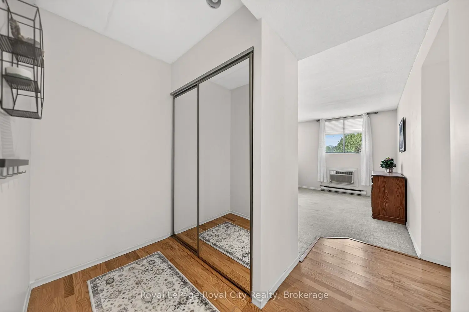 89 Westwood Road 407 photo 4