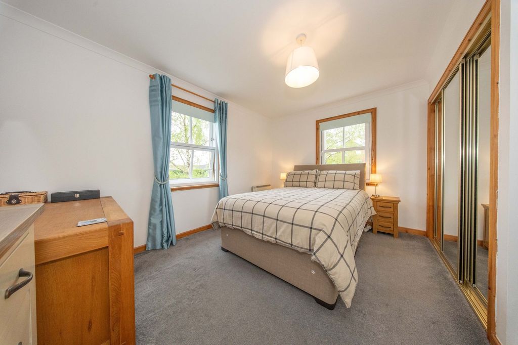 Additional image 11 of 2 bed flat for saleKnightsridge House Watson Green, Livingston EH54