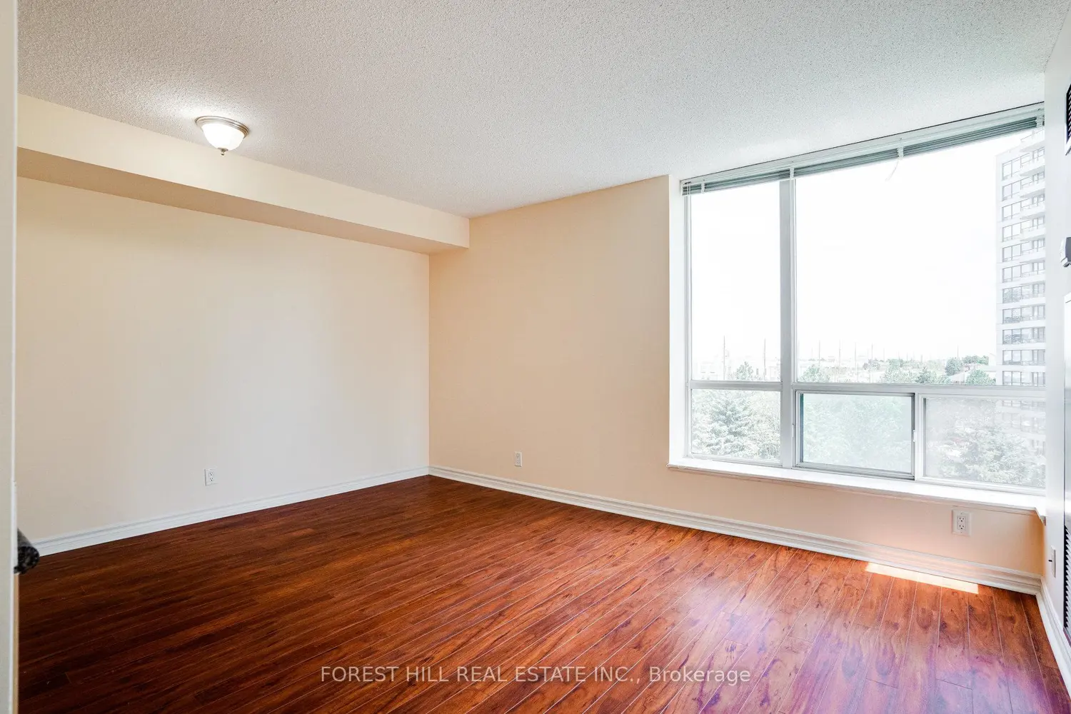 Additional image 9 of 745 New Westminster Drive 608