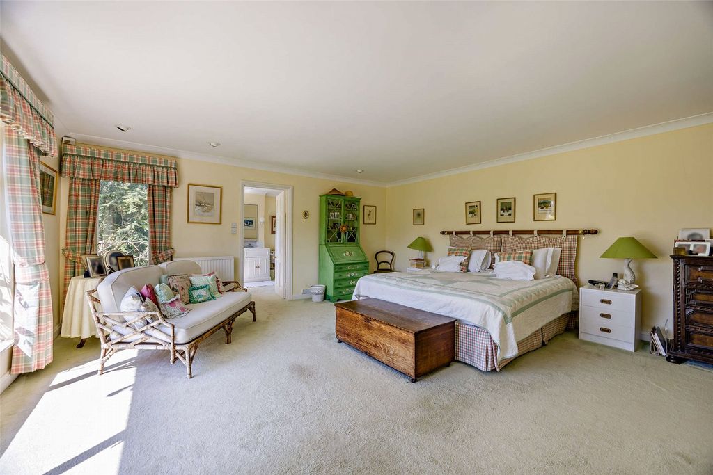 Additional image 17 of 5 bed detached house for saleUpper Woolhampton, Reading, Berkshire RG7