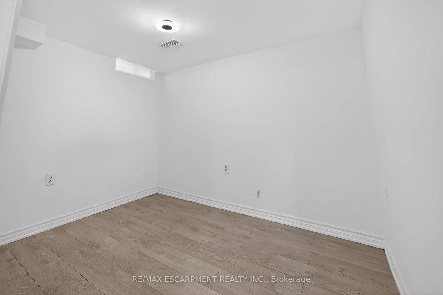 Additional image 18 of 1675 Upper Gage Avenue 47
