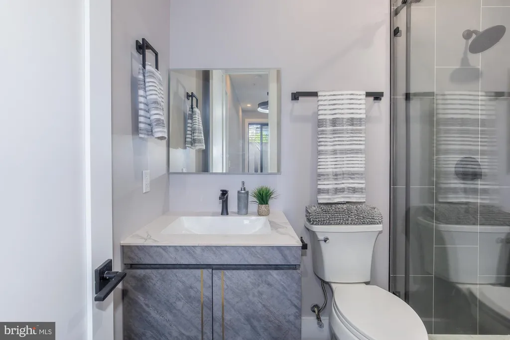 Additional image 38 of 1332 G Street SE Unit 1, Washington, DC 20003