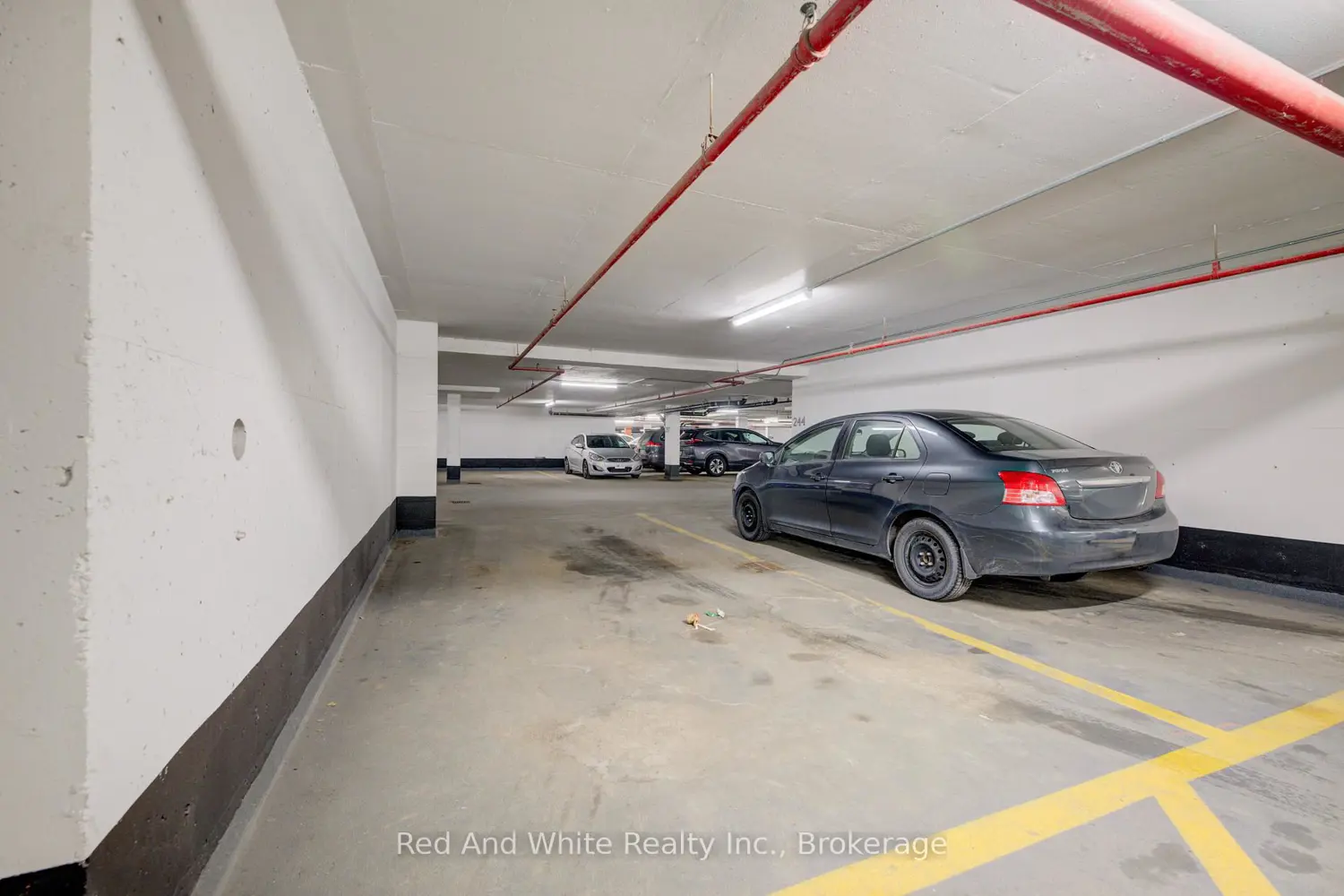 Additional image 17 of 3590 Kaneff Crescent 2013