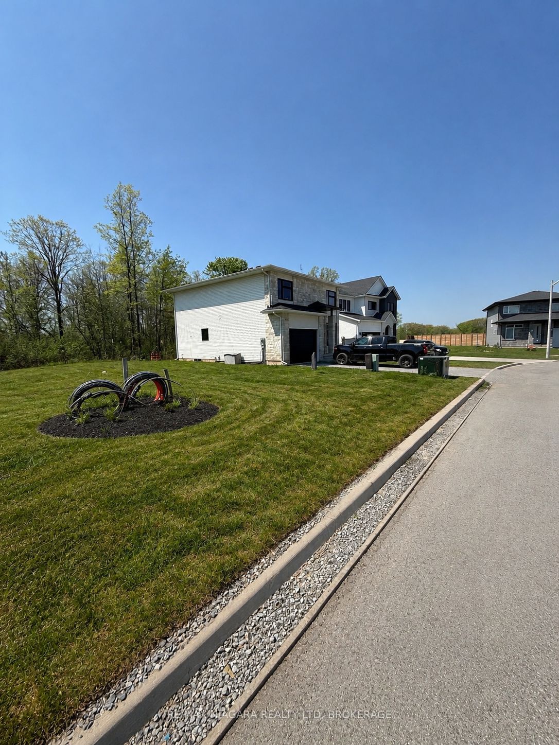 Additional image 3 of 150 Hodgkins Avenue, Thorold, ON, L2V 1M1