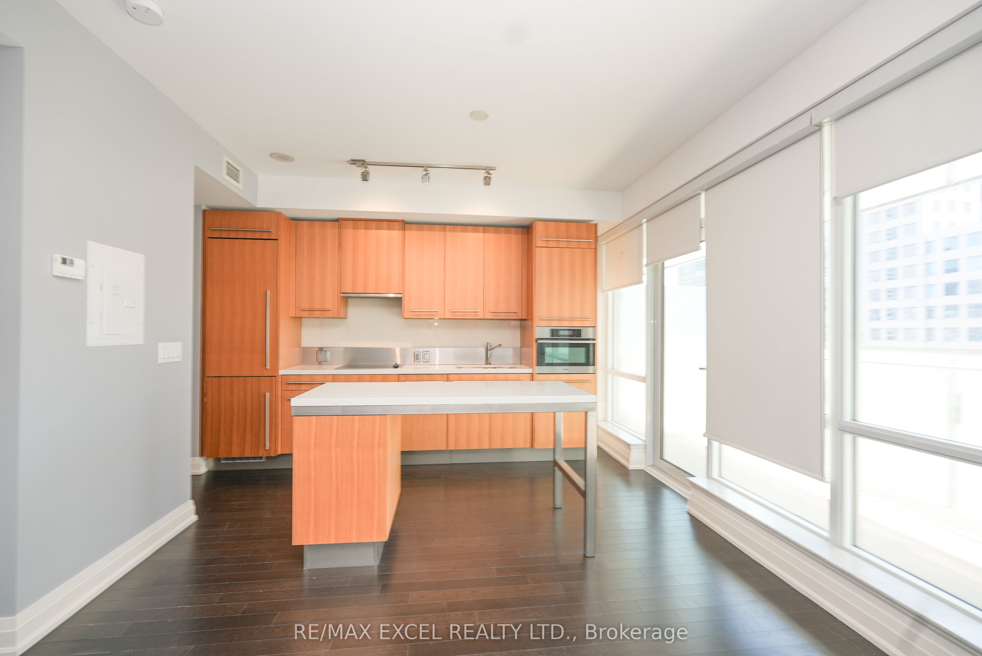 Additional image 4 of 1802-80 John Street, Toronto, ON, M5V 3X4