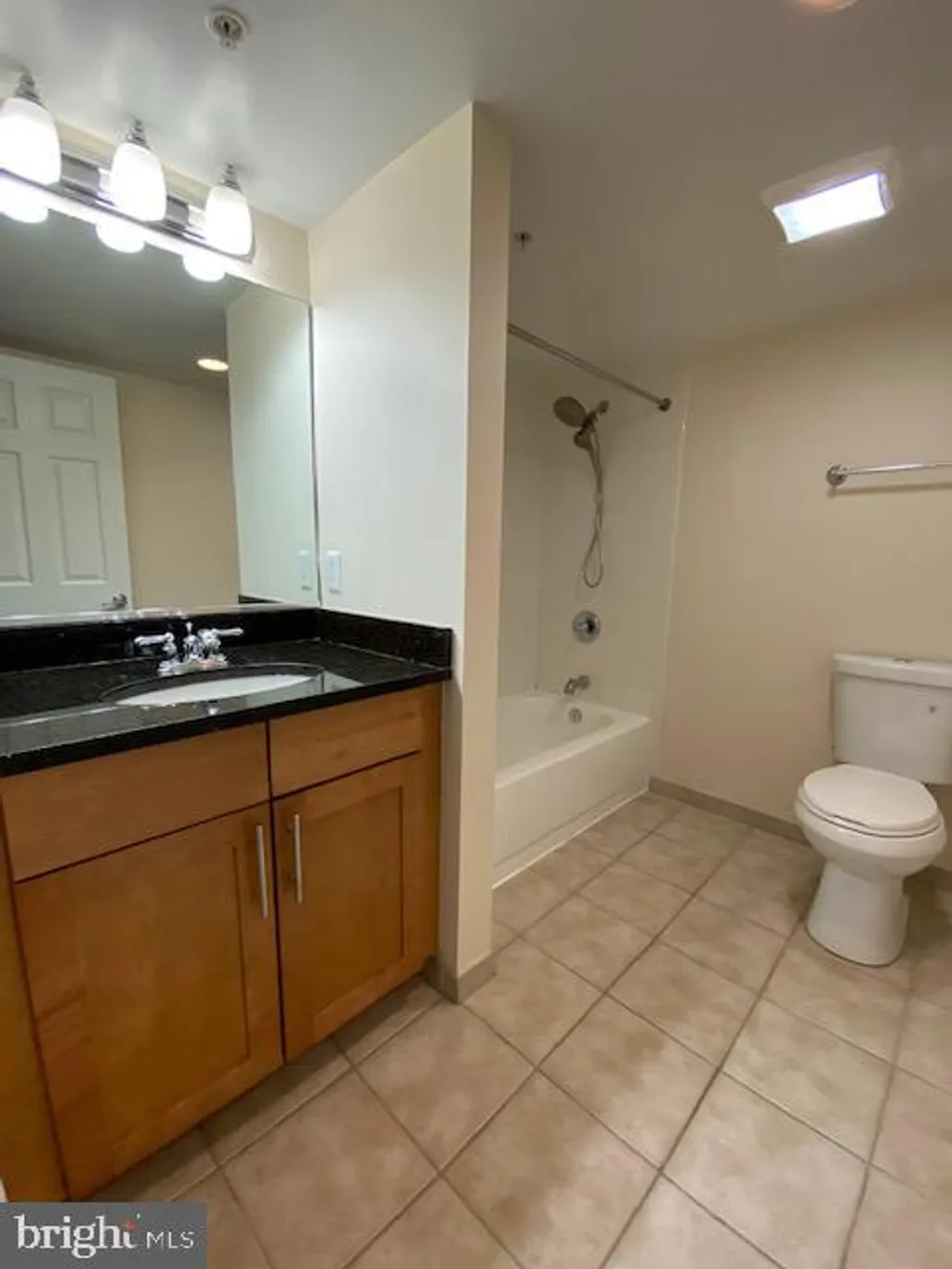 Additional image 10 of 3401 38th Street NW Unit 813, Washington, DC 20016