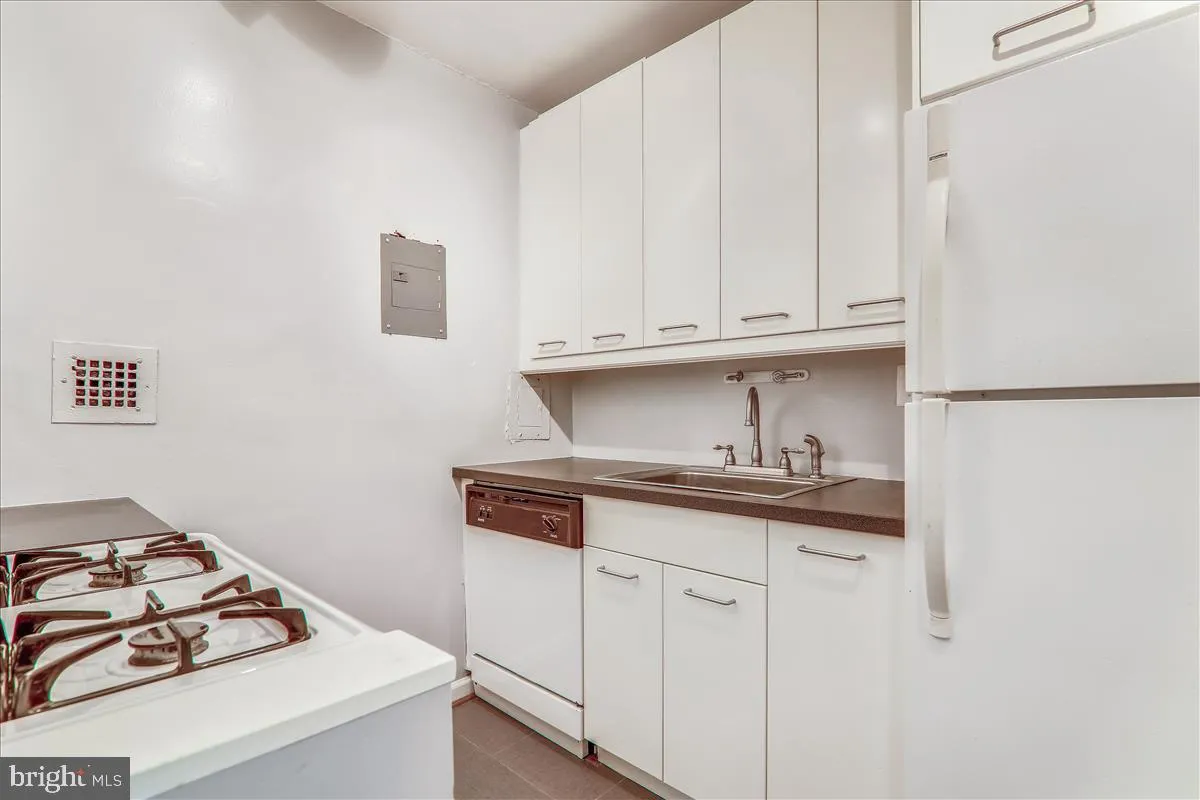 Additional image 48 of 940 25th Street NW Unit 817-S, Washington, DC 20037