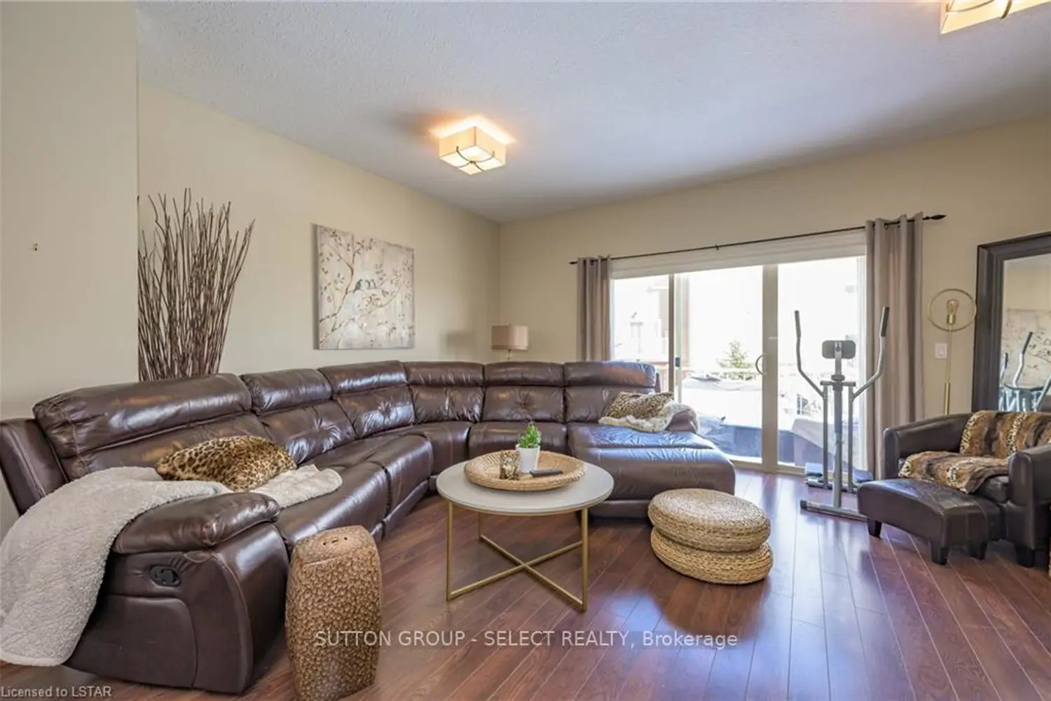 Additional image 4 of 1850 Beaverbrook Avenue 3