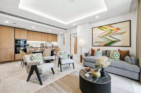 Embassy Boulevard, 29 Linear Place SW11