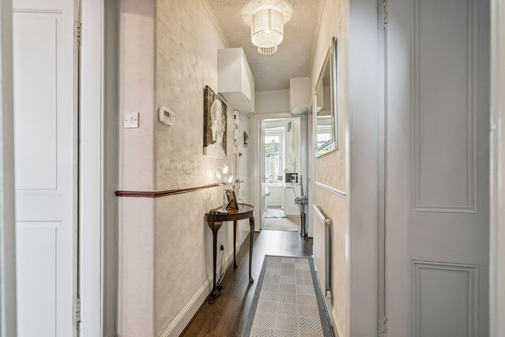 Additional image 16 of 2 bed flat for sale2/2, 4 Lorne Street, Helensburgh G84