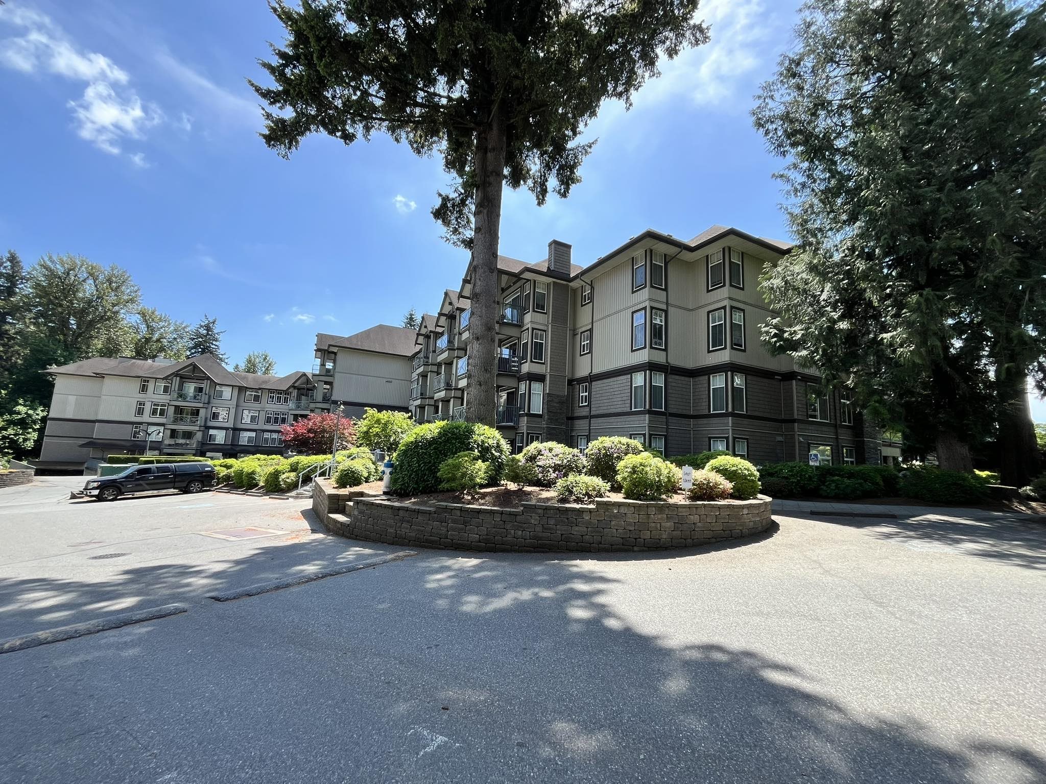 Additional image 4 of 202-33318 E Bourquin Crescent, Abbotsford, BC, V2S 0A6