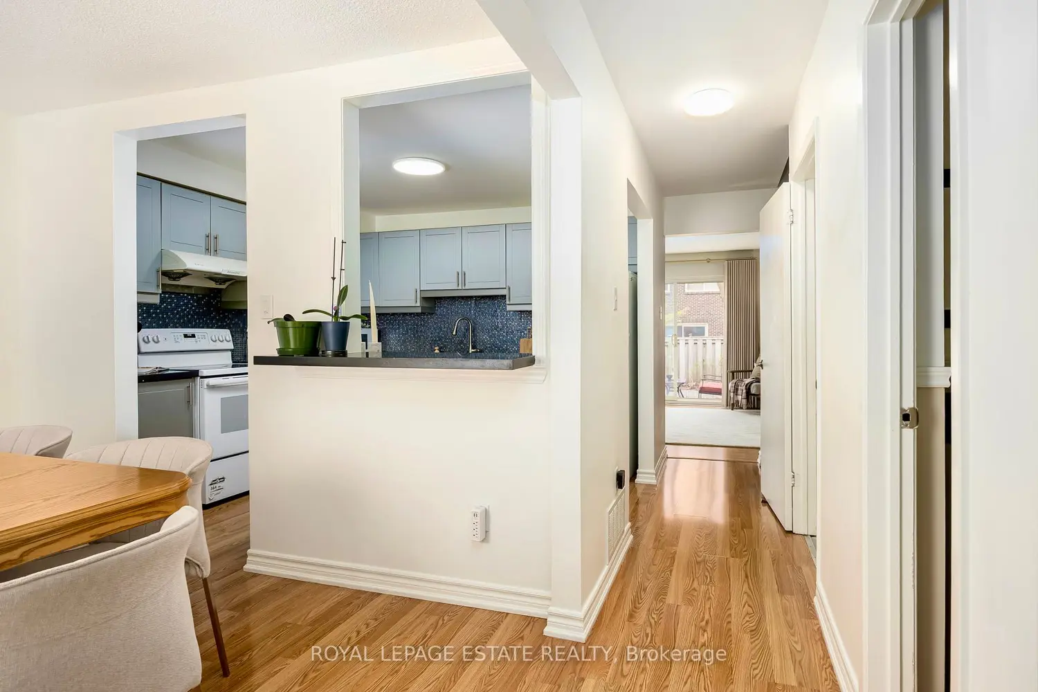 270 Timberbank Boulevard 78 photo 3