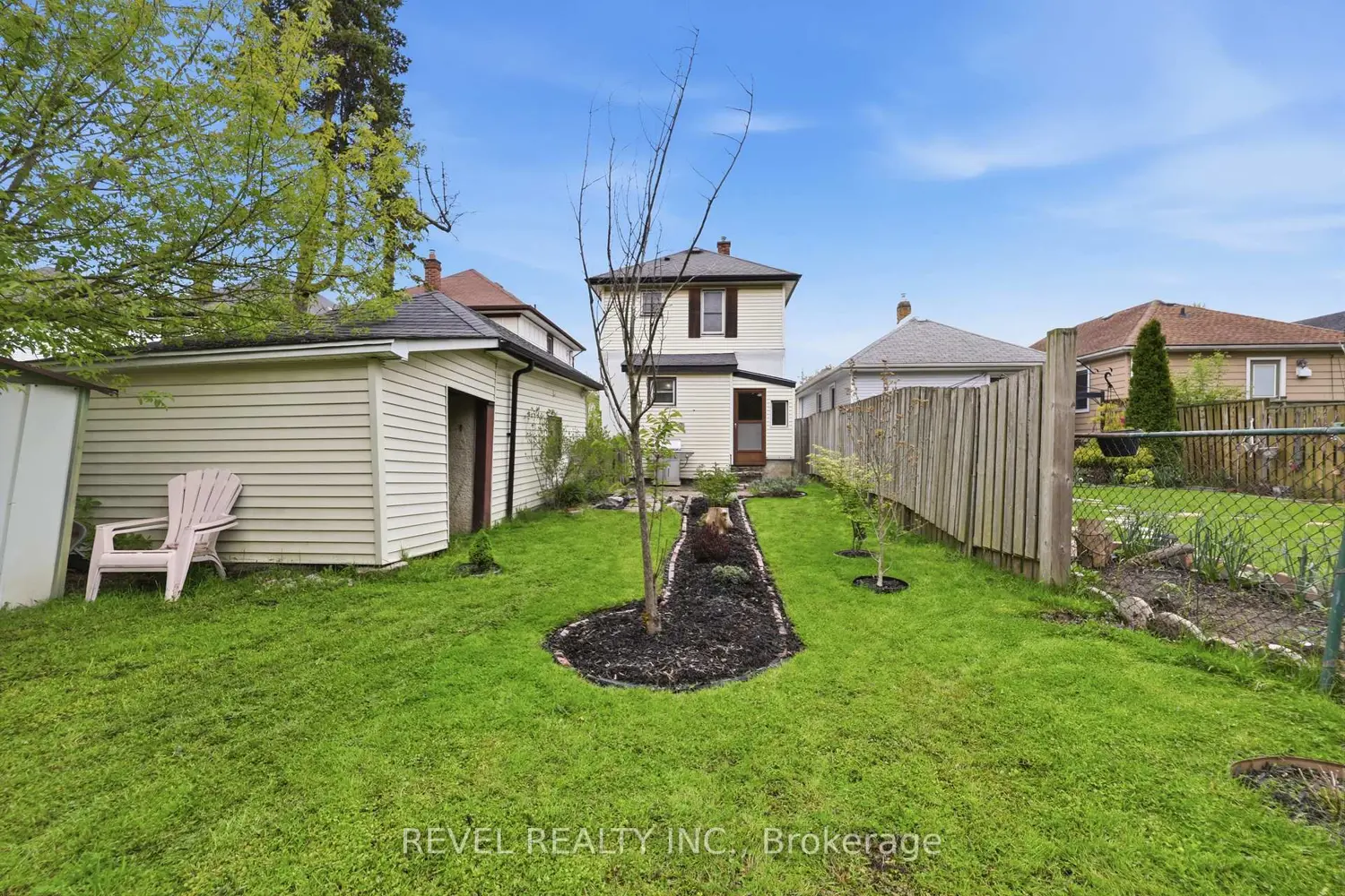 Additional image 16 of 21 Berryman Avenue
