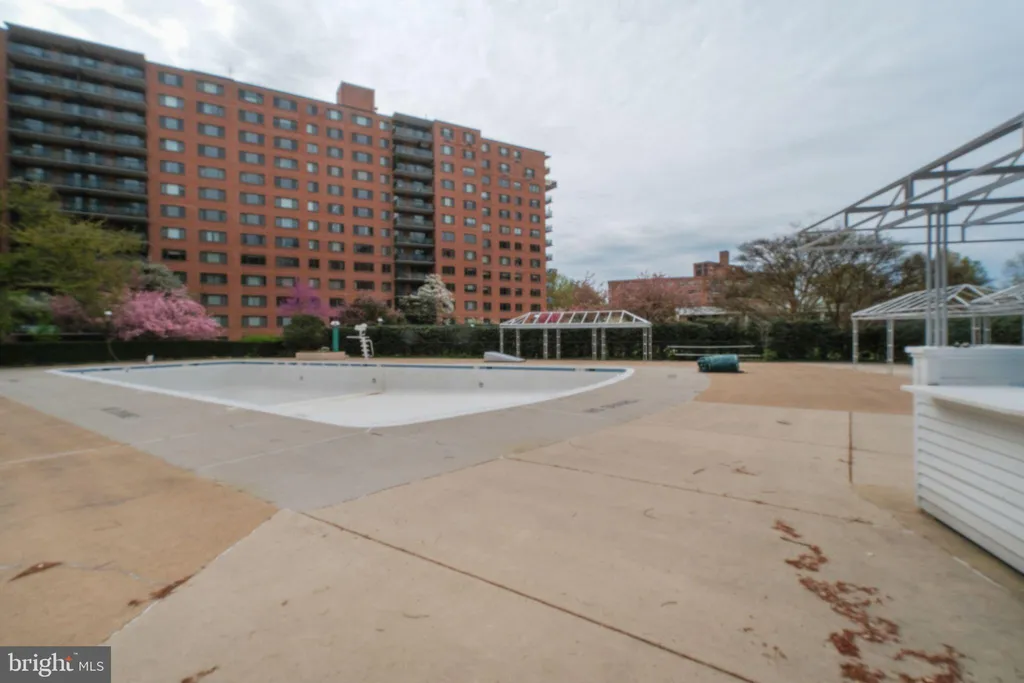 4201 Cathedral Avenue NW Unit 114W, Washington, DC 20016