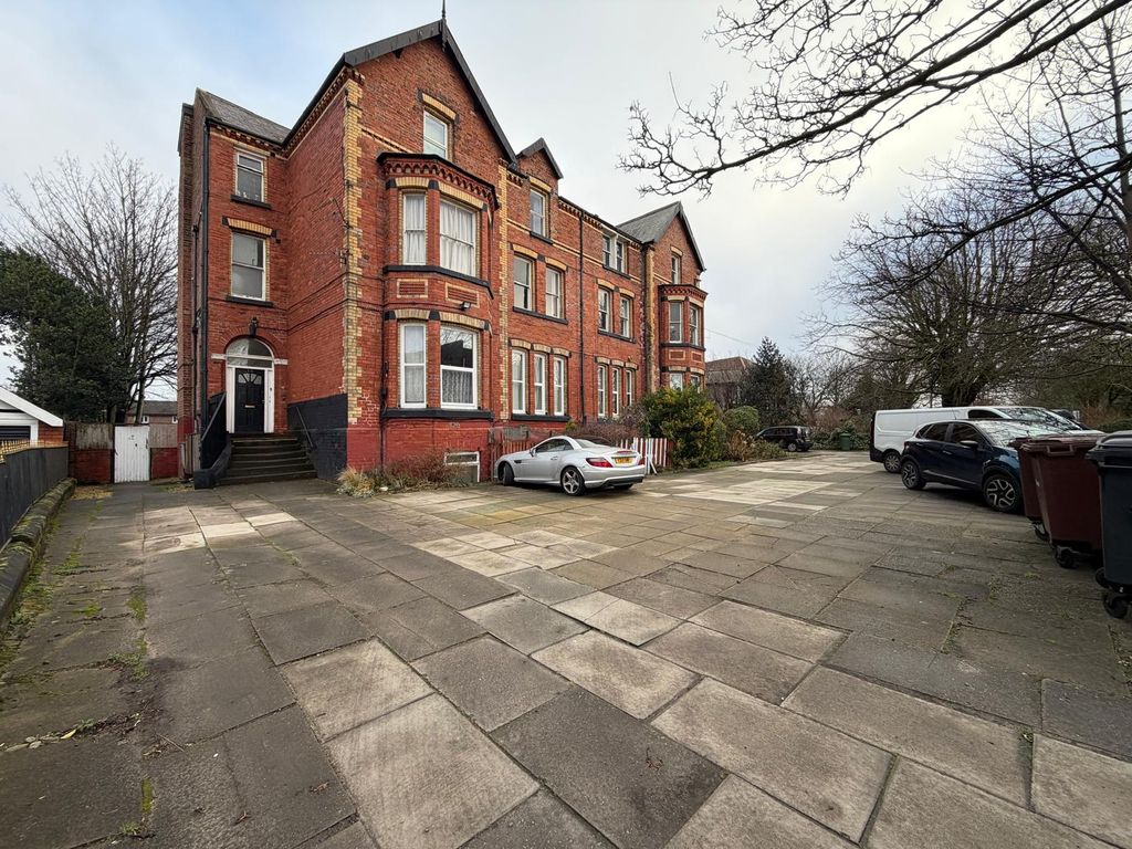 Additional image 2 of 17 bed flat for salePark Road, Waterloo, Liverpool L22
