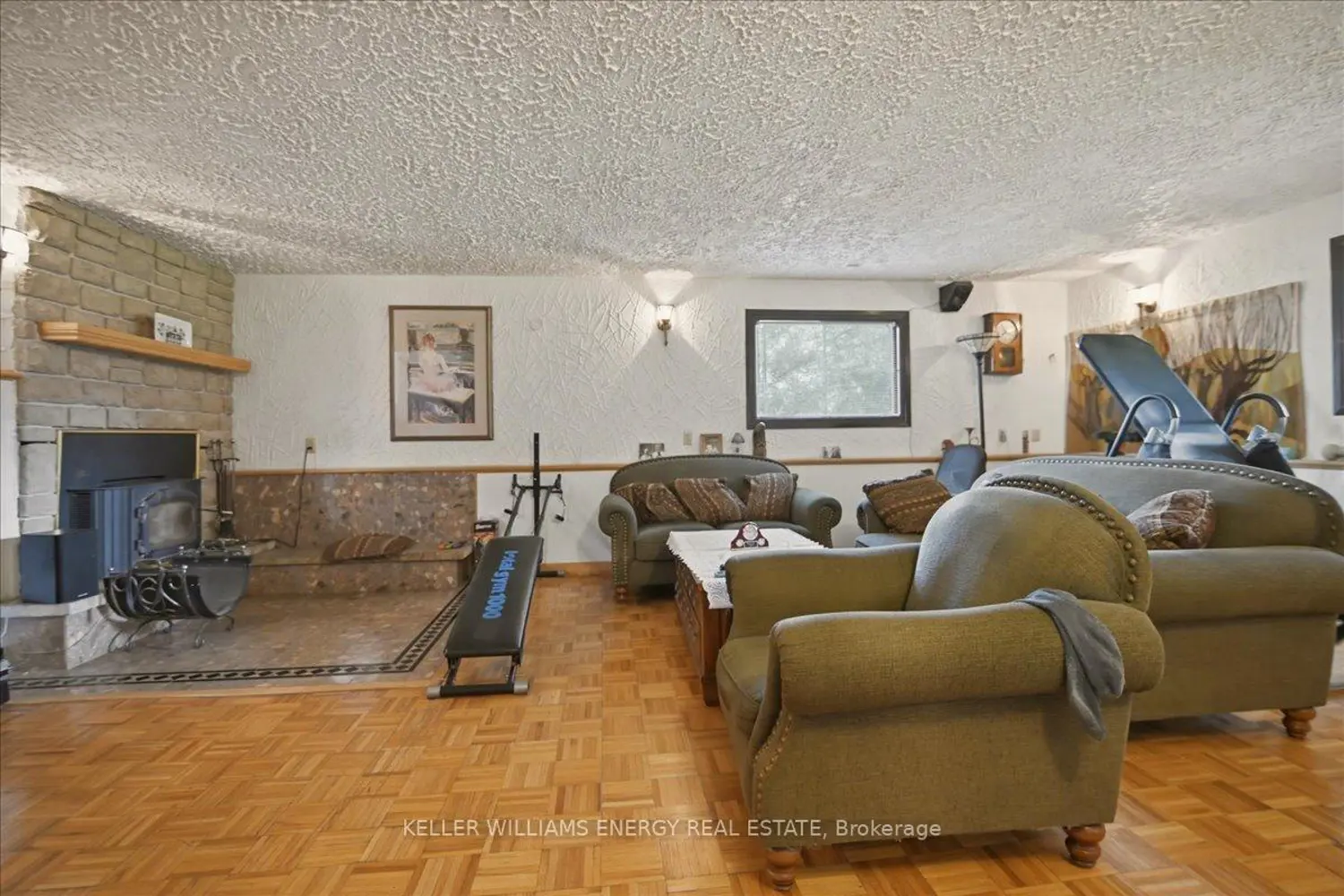 Additional image 5 of 2033 Simcoe Street