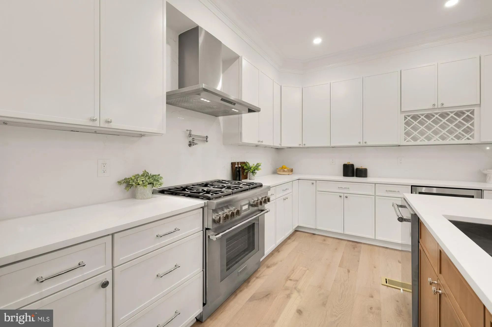 Additional image 88 of 7928 16th Street NW, Washington, DC 20012