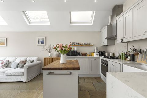 Stephendale Road, Fulham, London SW6