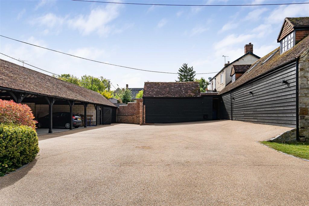Additional image 56 of 7 bed property for sale34 Bell Lane, Syresham, Brackley NN13