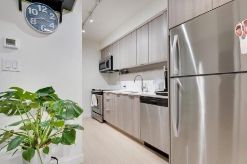 Additional image 8 of 2311-13308 Central Avenue, Surrey, BC, V3T 0M4