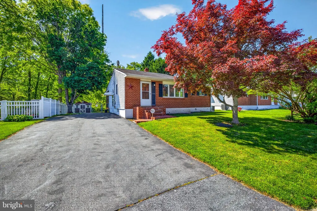 61 Greenridge Road, Newark, DE 19711