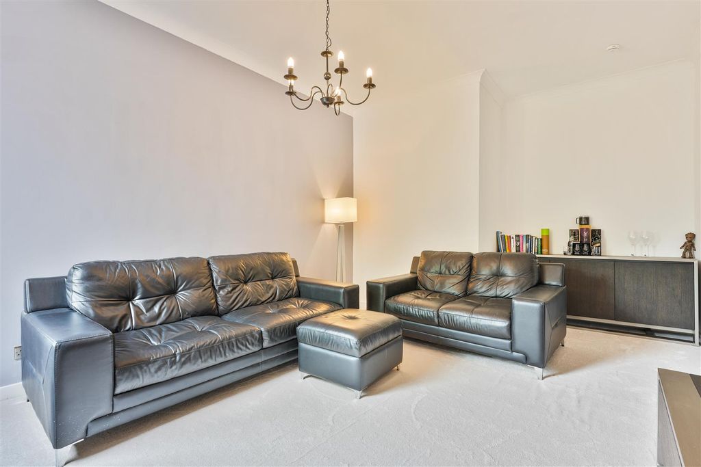 Additional image 5 of 2 bed flat for saleHamilton Road, Motherwell ML1