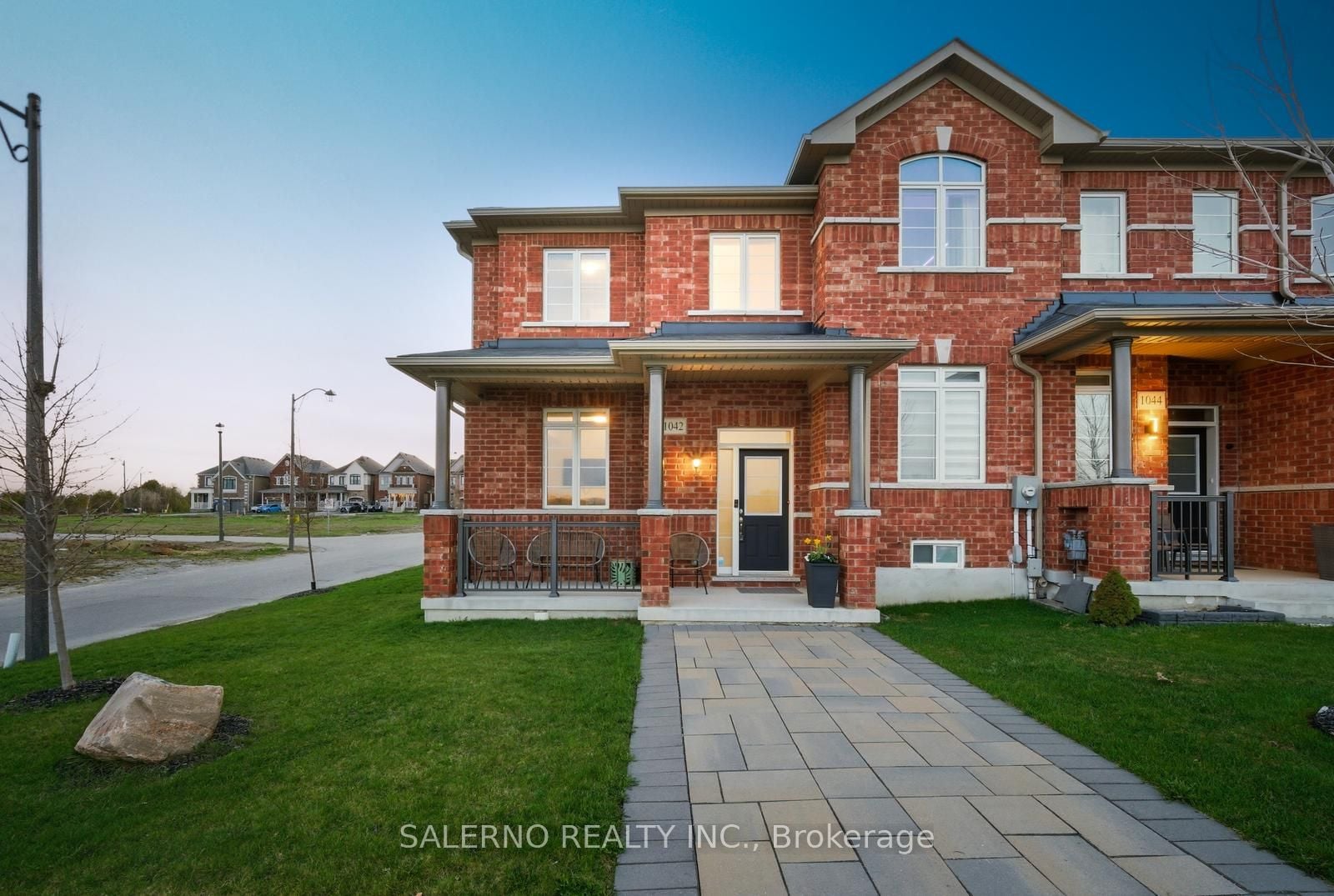 1042 Murrell Boulevard, East Gwillimbury, ON, L9N 0X8