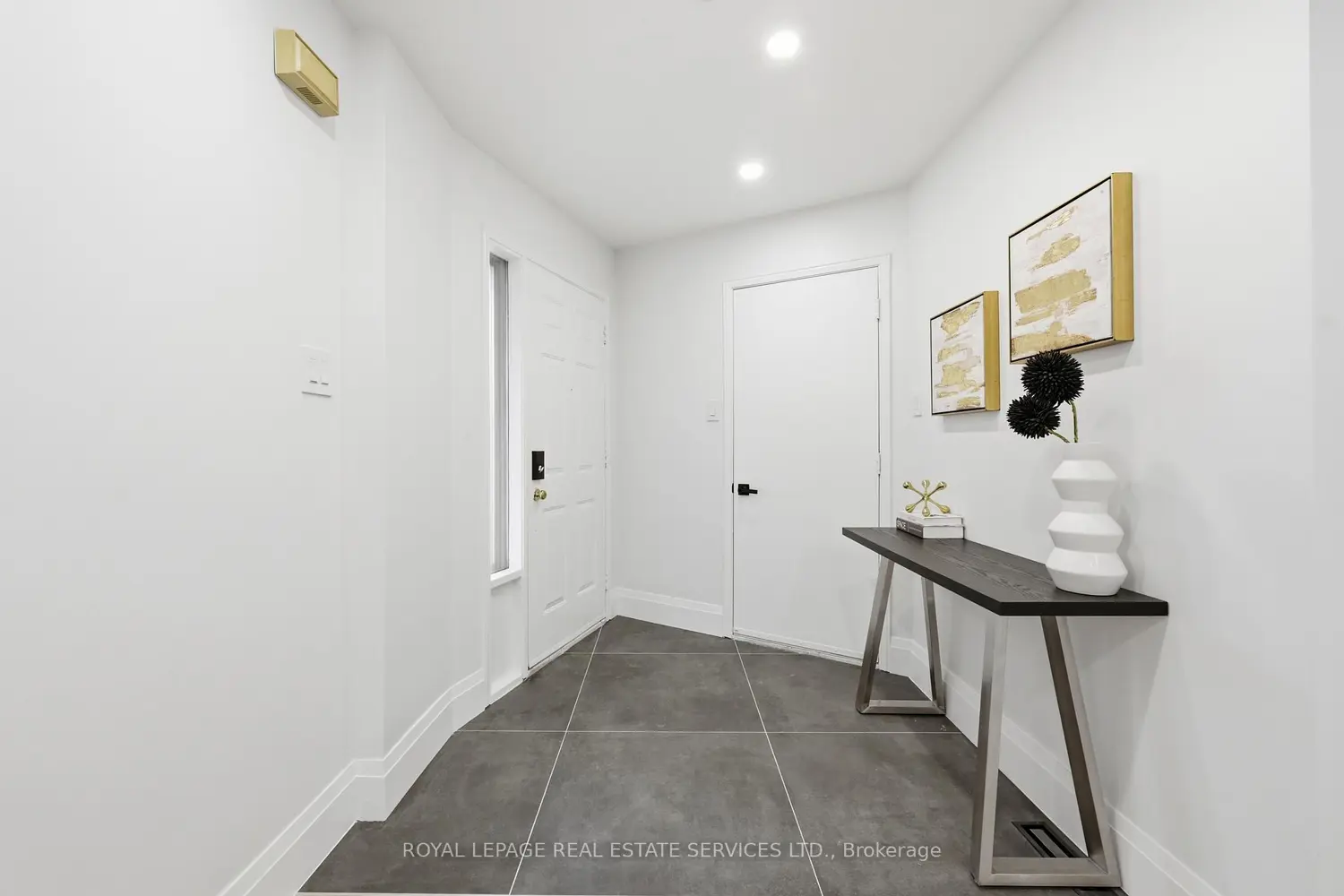 Additional image 4 of 1332 Quinpool Court