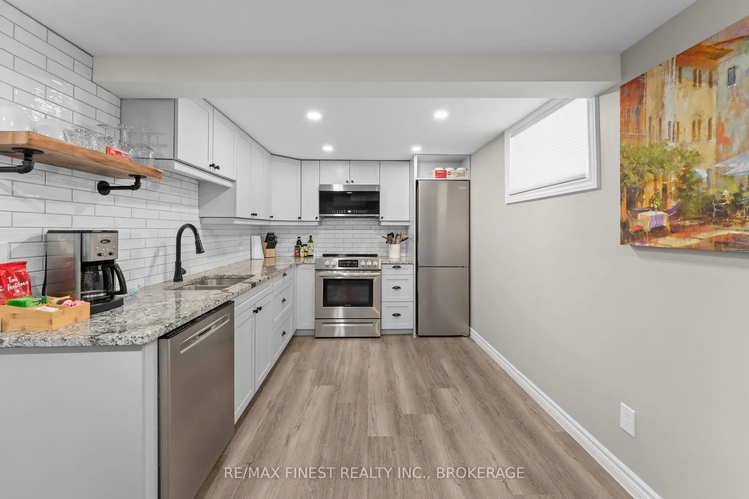 Additional image 15 of 401 Dundas Street
