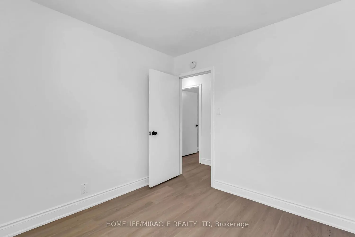 Additional image 10 of 205 Burlington Street