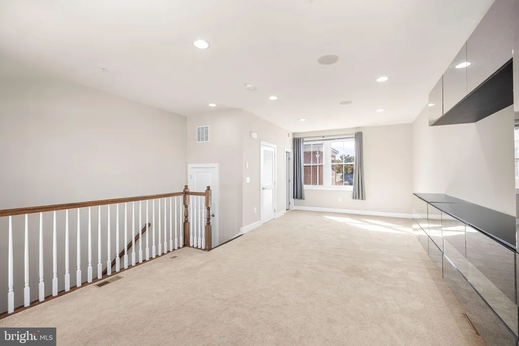 Additional image 13 of 4458 Macarthur Boulevard NW, Washington, DC 20007