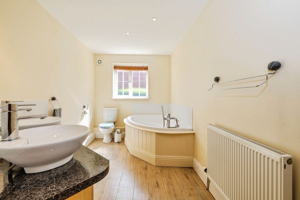 Additional image 8 of 3 bed detached house for saleLow Road, Osgodby, Market Rasen LN8