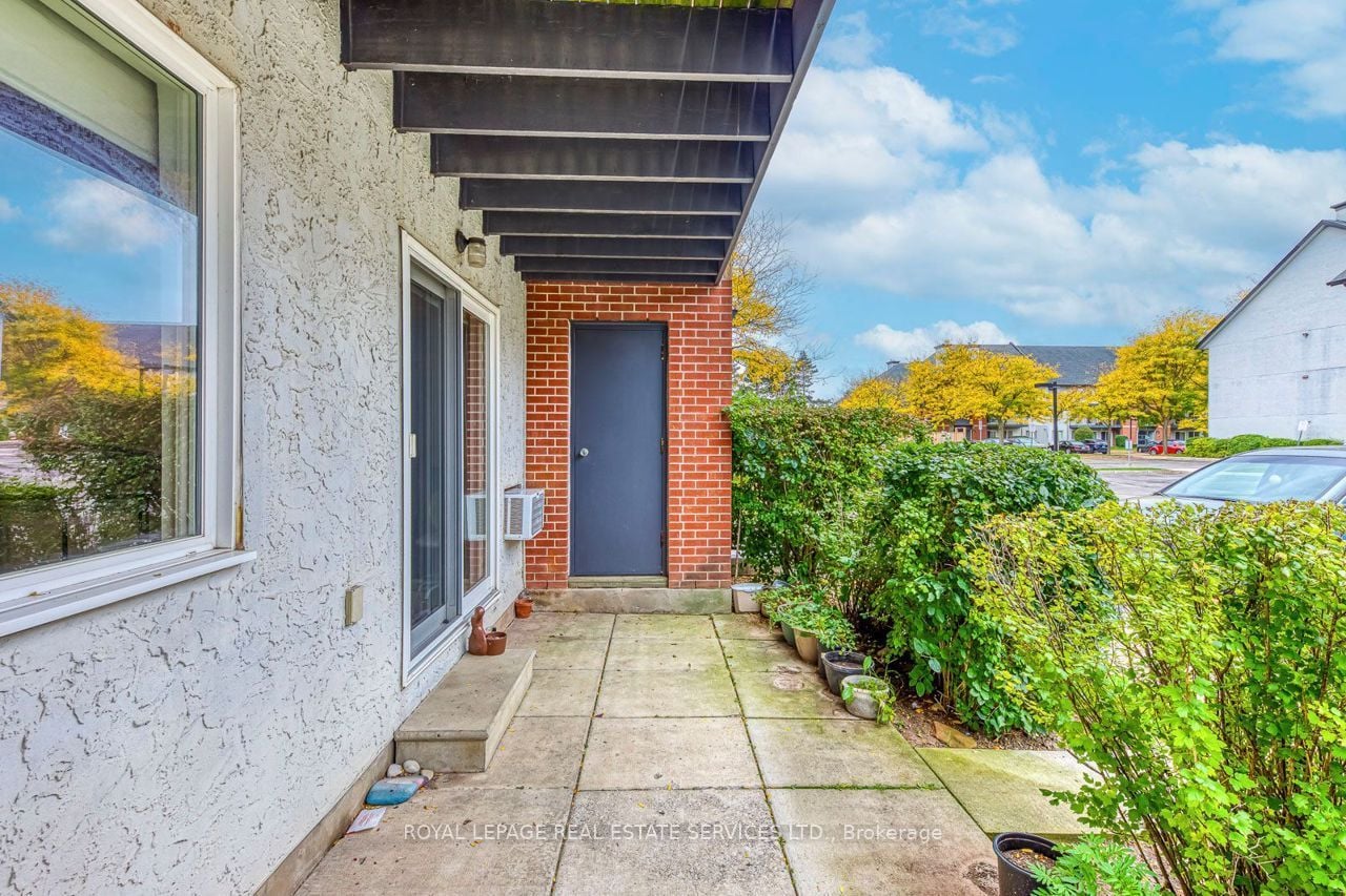 Additional image 4 of 911-1450 Glen Abbey Gate, Oakville, ON, L6M 2V7