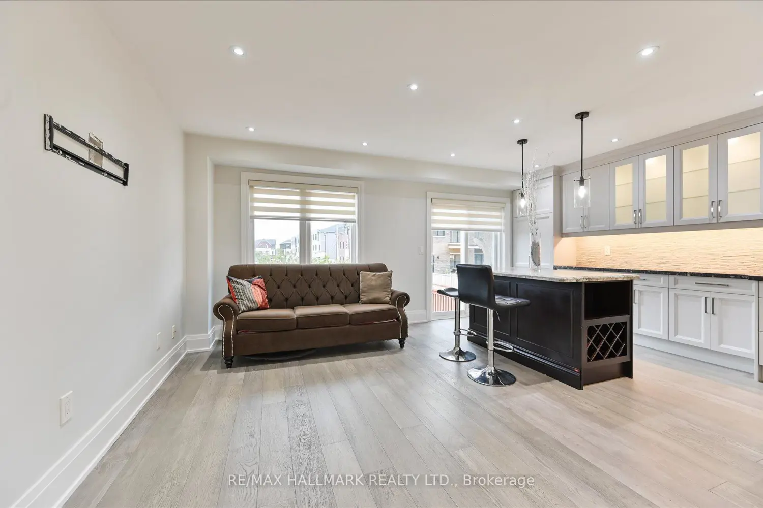 Additional image 6 of 5936 Candlebrook Court