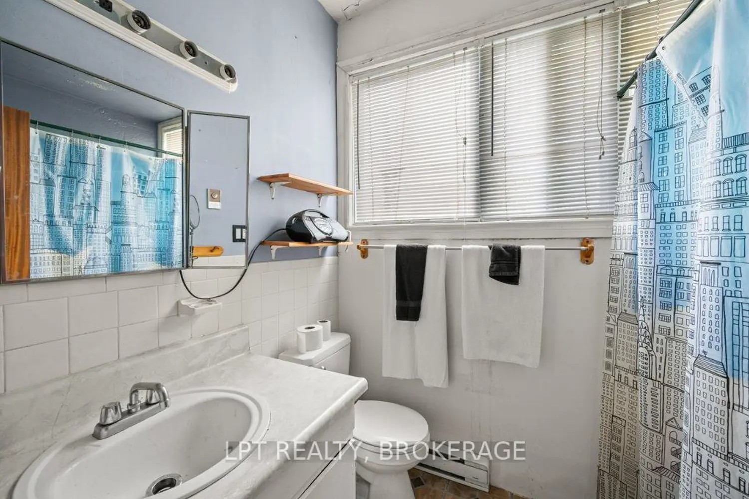 Additional image 11 of 3 Holland Crescent