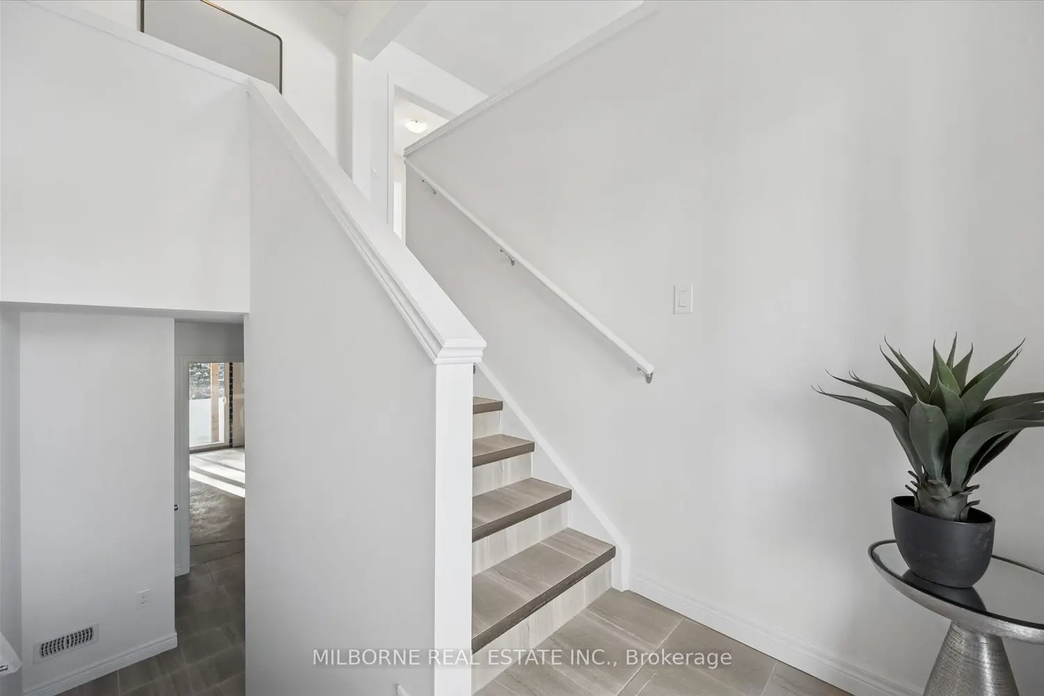 37 Arabella Drive photo 4