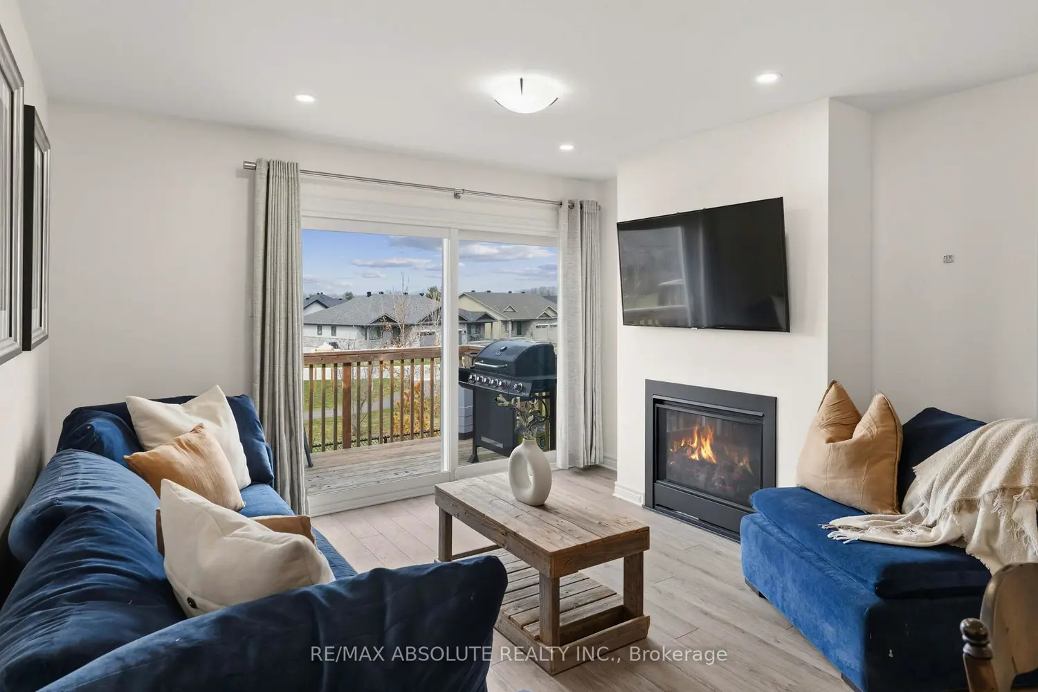 Additional image 8 of 27 Morgan Clouthier Way