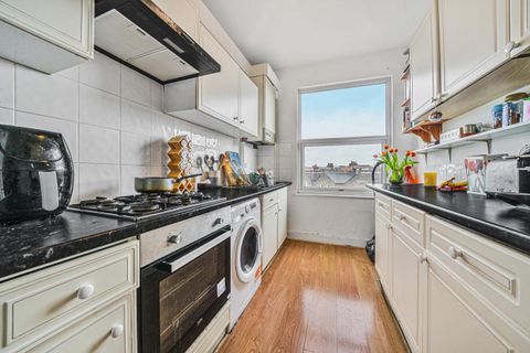 Garratt Lane, Earlsfield, London SW18
