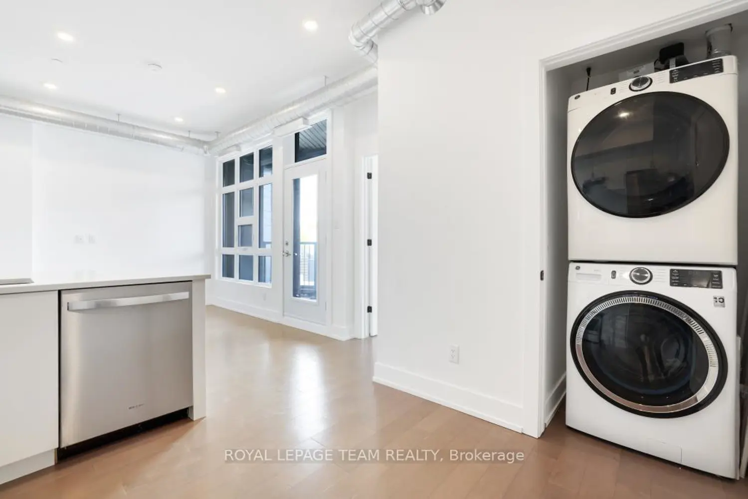 Additional image 12 of 101 Pinhey Street 303