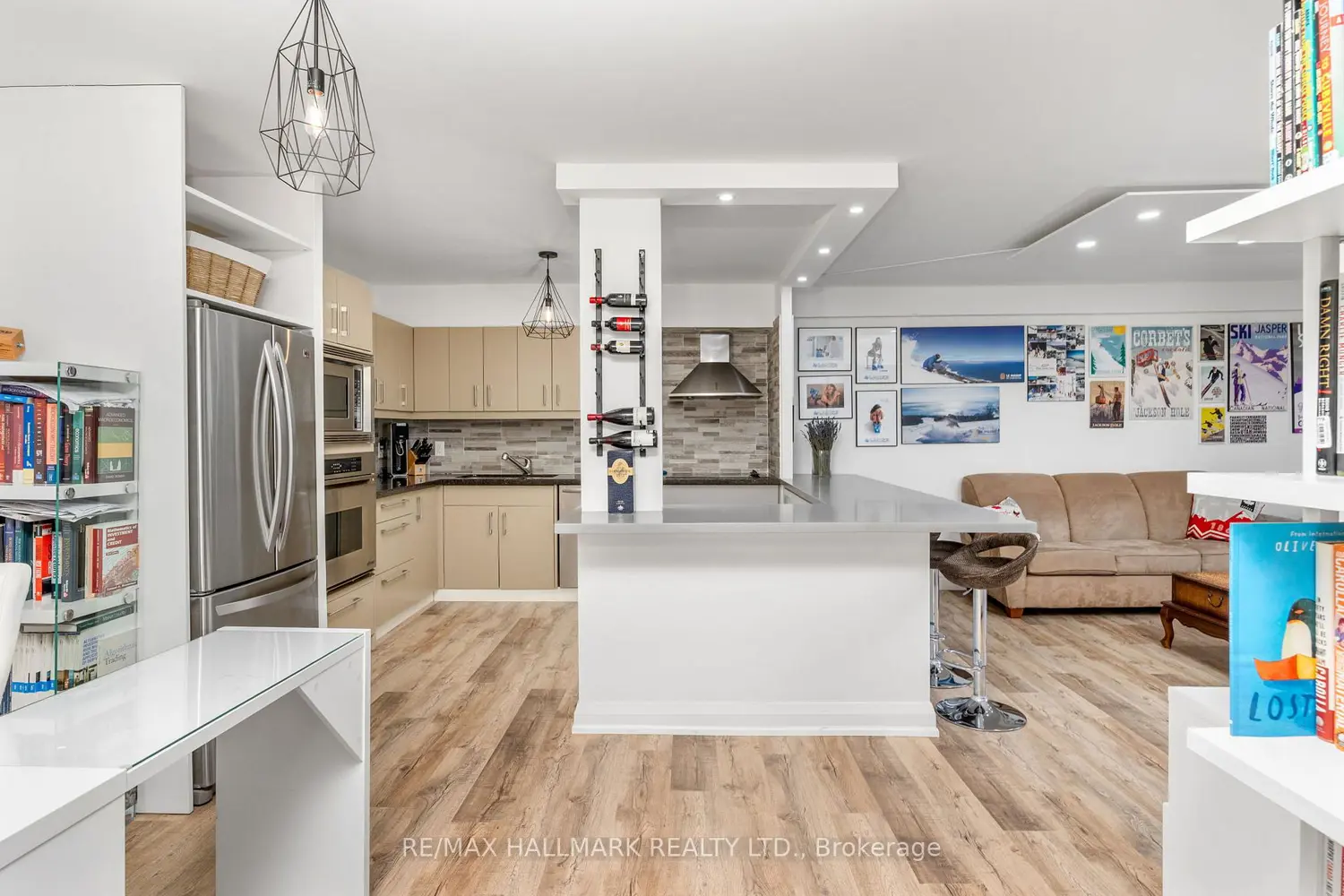 212 St George Street 203 photo 4