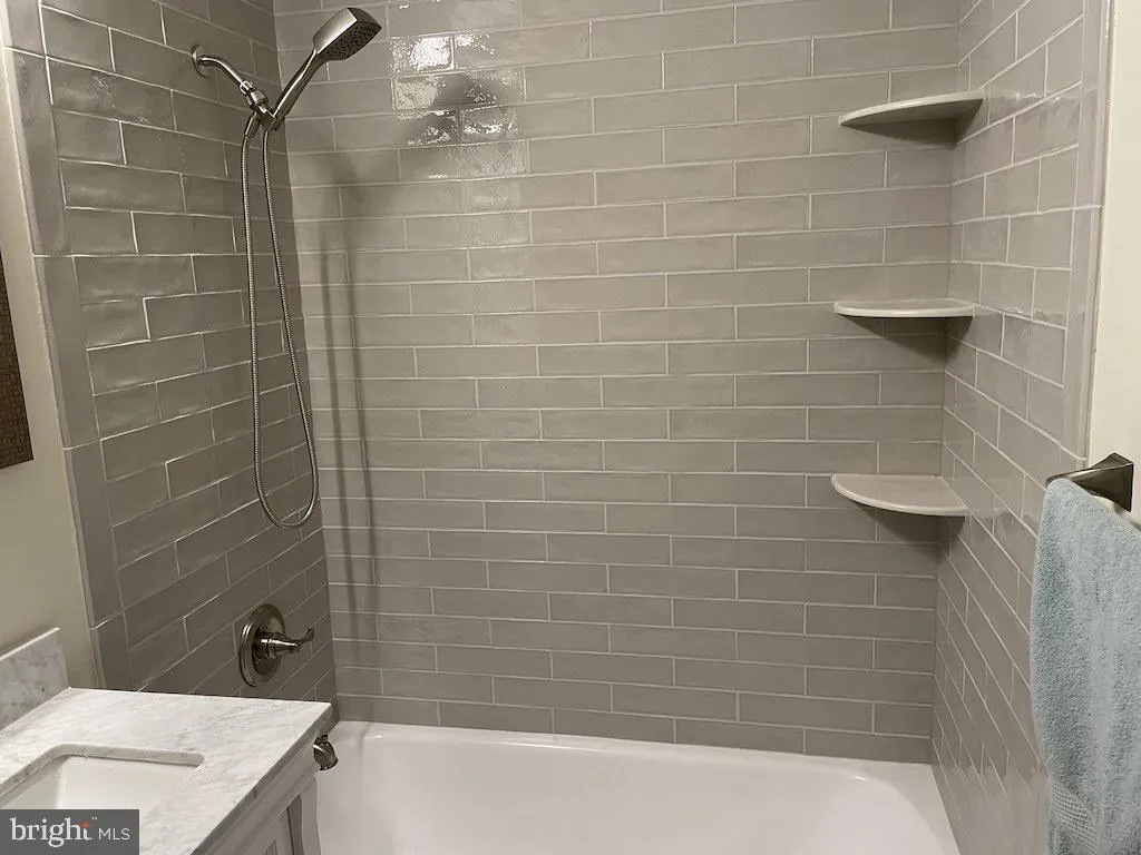 Additional image 44 of 4000 Tunlaw Road NW Unit 516, Washington, DC 20007