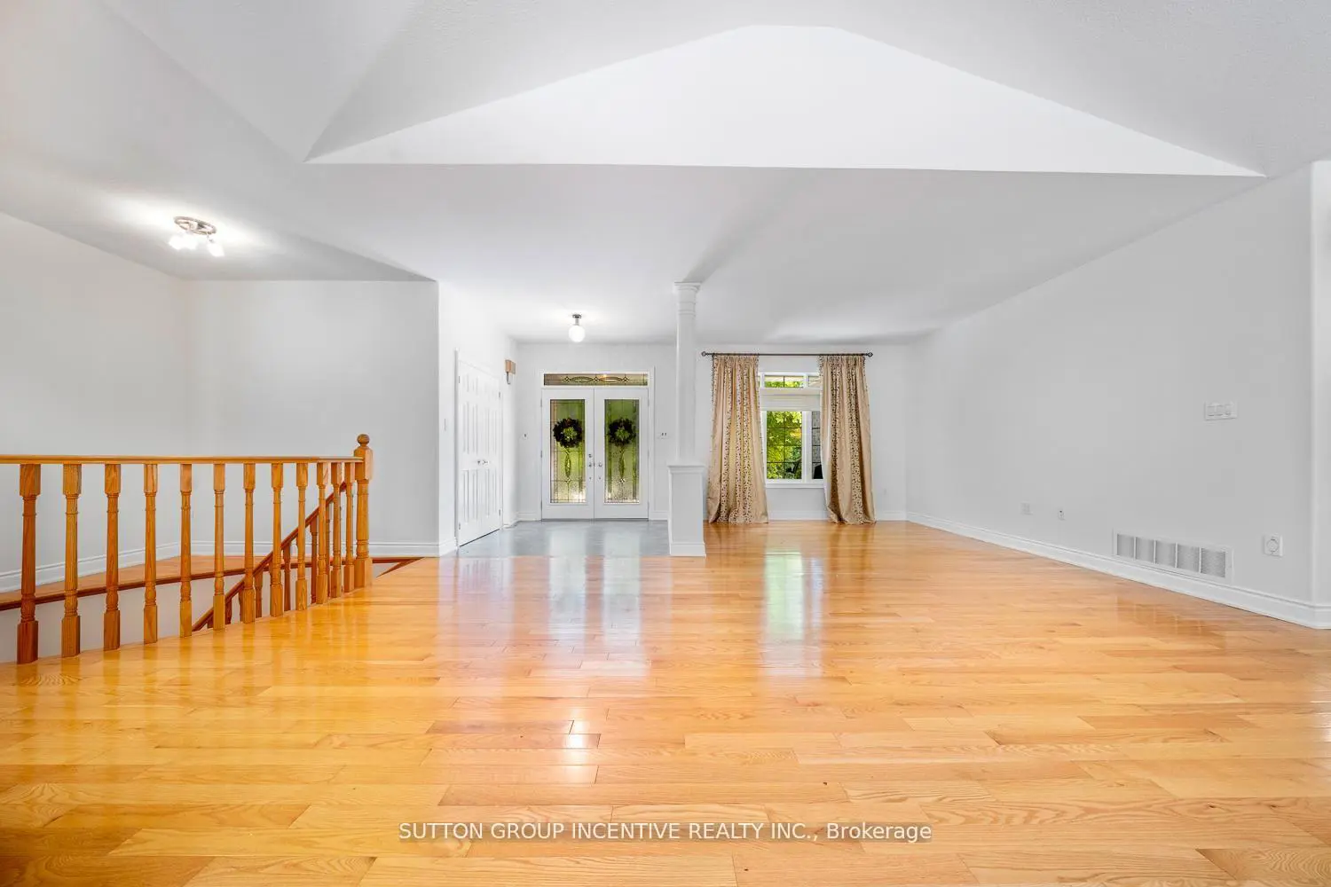 1882 Providence Lane photo 5